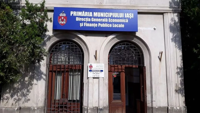 Ieșenii vor plăti penalizări în valoare de 1% pentru fiecare lună sau fracțiune de lună de întârziere