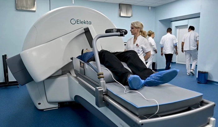 tehnologia Gamma Knife de la Spitalului Clinic de Urgență „Prof. dr. Nicolae Oblu” din Iași