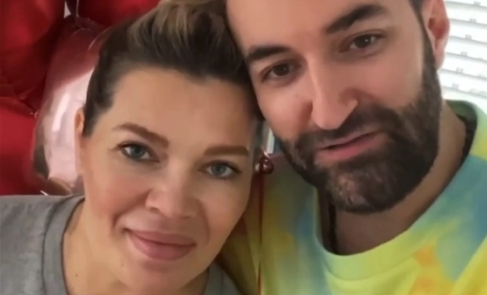 gina pistol și smiley