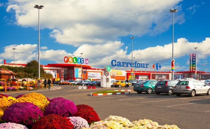 parcare la Carrefour Felicia