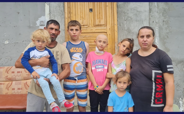  Ana Maria Chiriac impreuna cu fratii si parintii sai