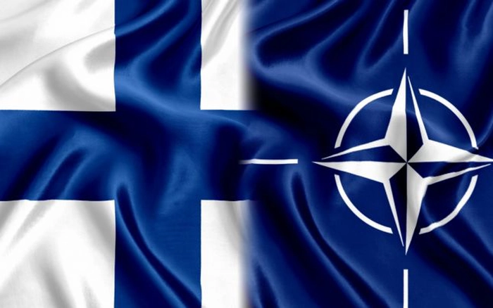 mutarea Rusiei după ce Finlanda, steag Finlanda si NATO