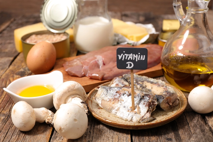 mai multe alimente in care se regaseste vitamina d pe o masa