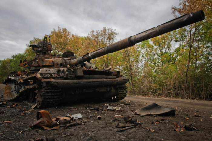 tanc fortele armate ruse, razboi Ucraina Rusia