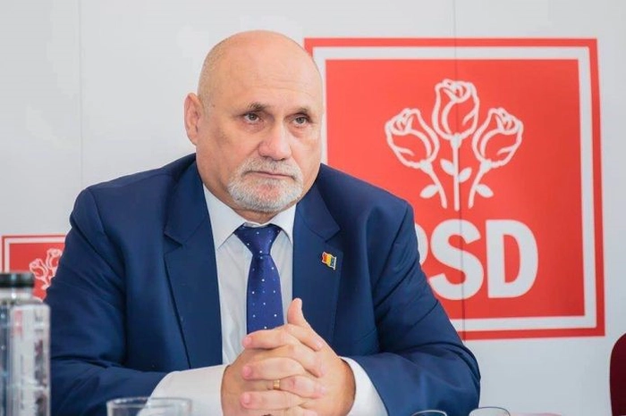  Mugurel Ovidiu Laicu la o conferinta