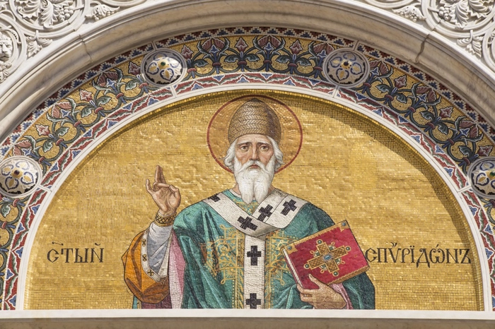 icoană cu sfântul spiridon