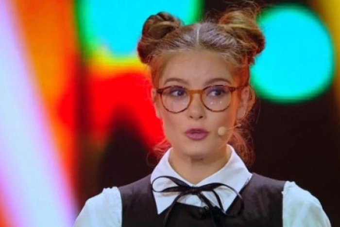 doina teodoru pe scena de la iumor
