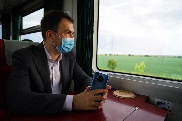 catalin drula in tren