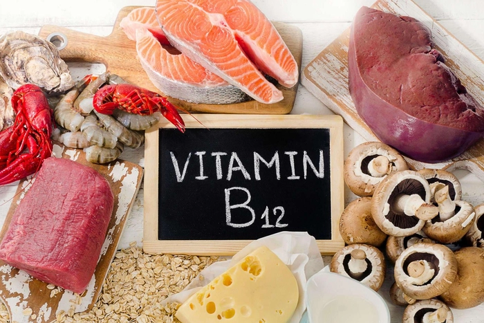 mai multe alimente pe o masa care contin vitamina b12