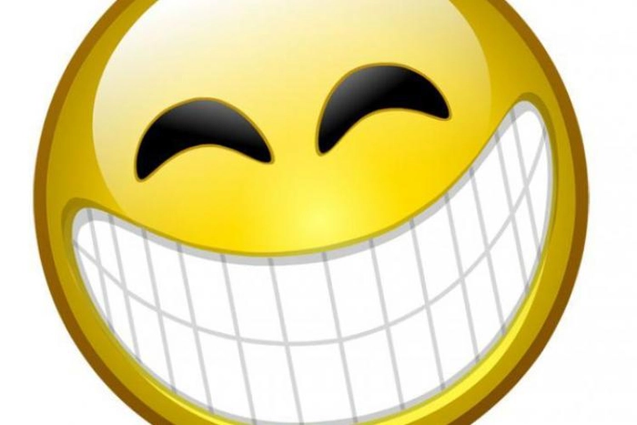 un emoticon galben care zâmbește