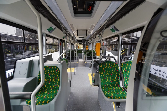  interior autobuz fara persoane