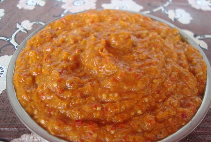 vas cu zacusca