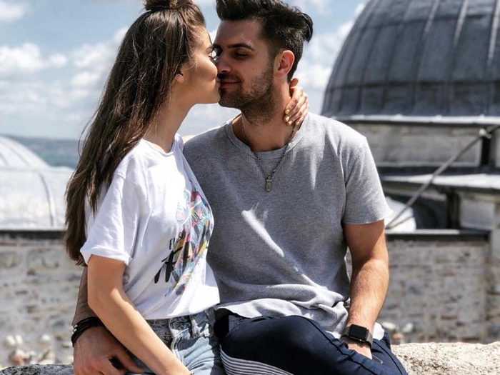 cântăreața Theor Rose cu iubitul ei, Alex Leonte