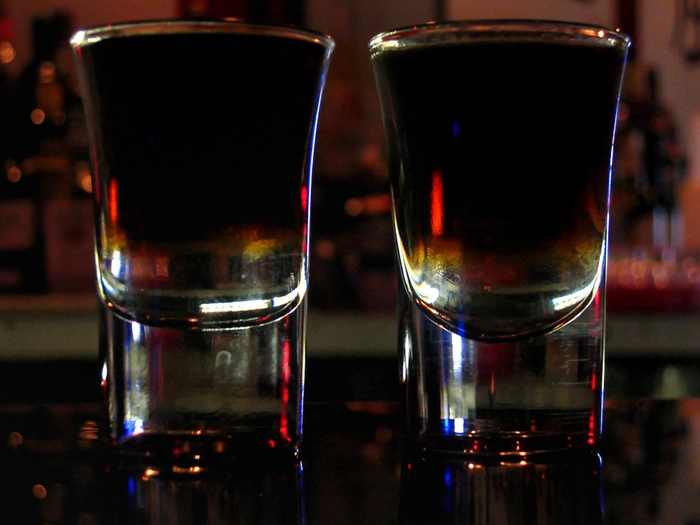 pahare cu Jägermeister