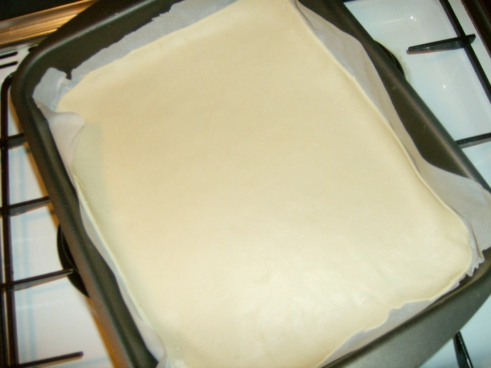 o foaie de plăcintă fragedă