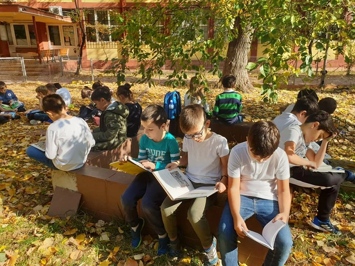 Elevi in clasa