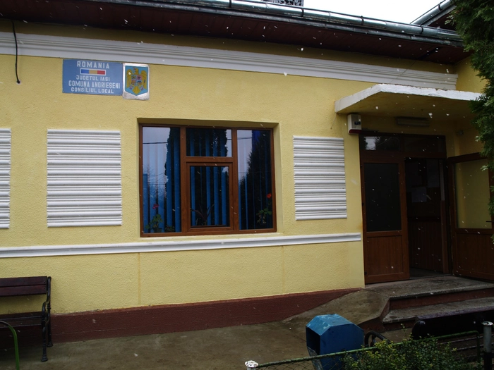 cladire primaria Andrieseni
