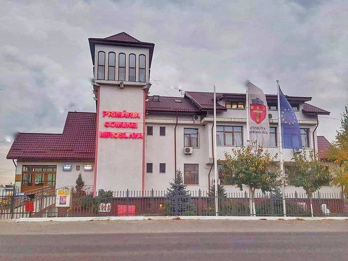 Primaria comunei Miroslava