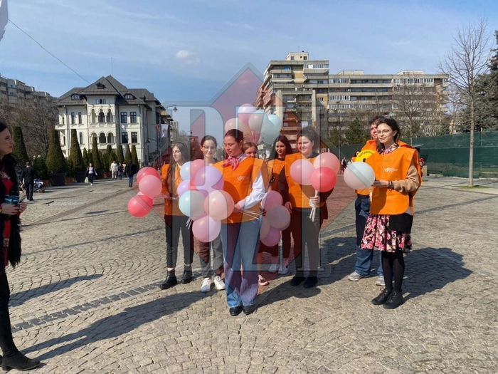 poză cu voluntarii marșului pentru viață
