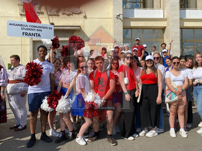 poză cu studentul francez Paul Charles, în vârstă de 23 de ani