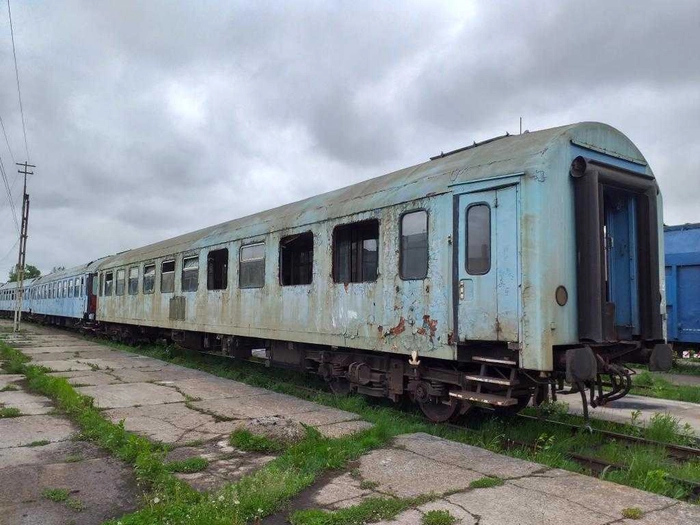 o poză cu un vagon vechi