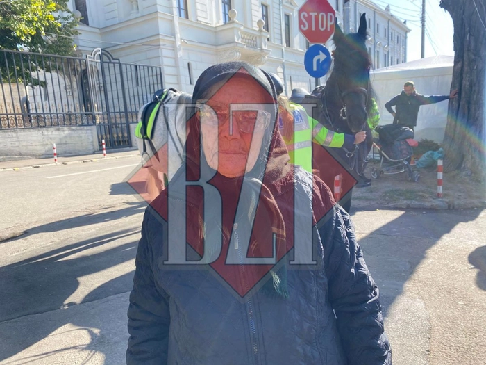  poză cu bătrâna în vârstă de 93 de ani