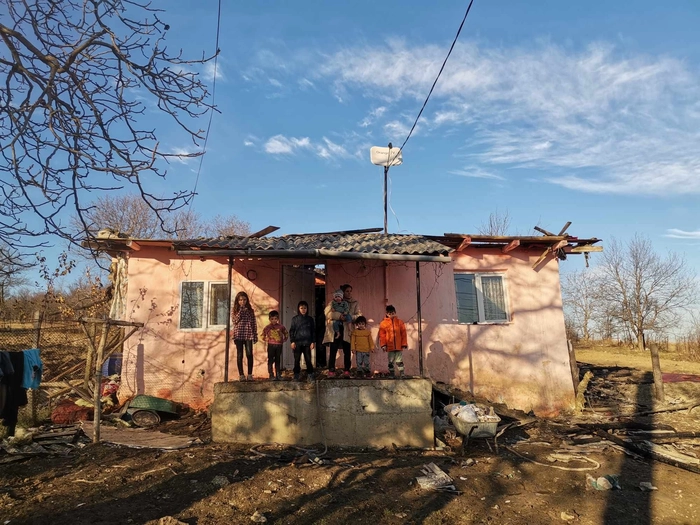 casa care a fost cuprinsă de flăcări