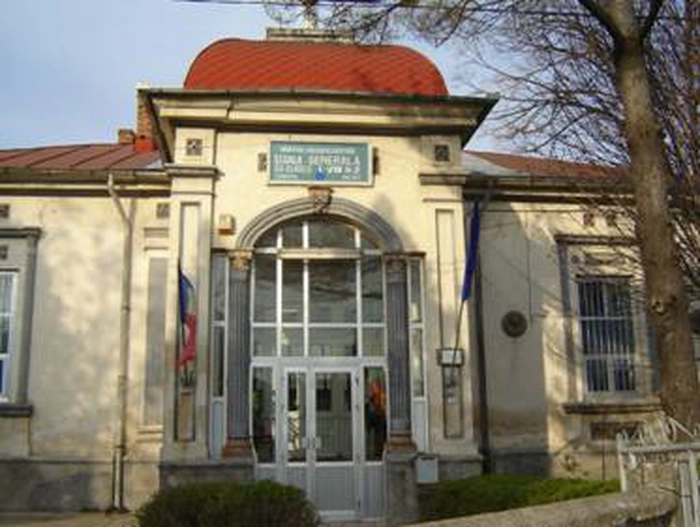 scoala numărul 2 din caracal
