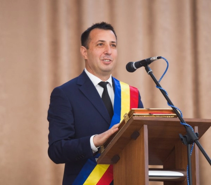  Ion Tanasa la o conferinta