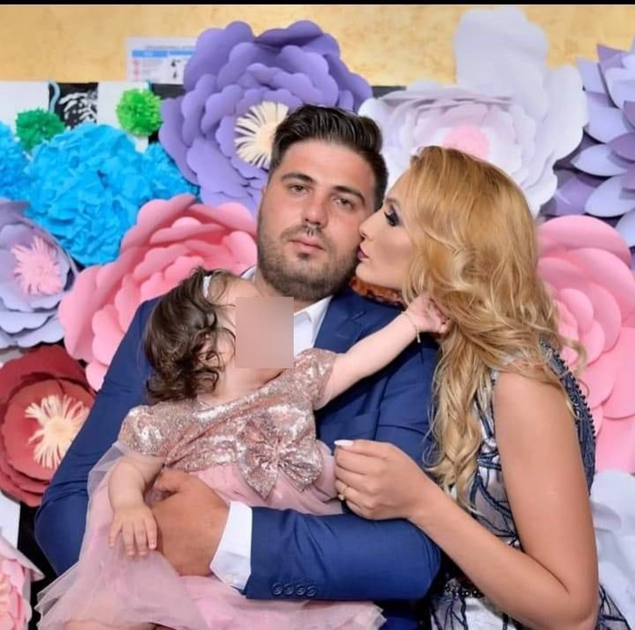 o poza cu Larisa, sotul si fata ei de cand acesta era bine
