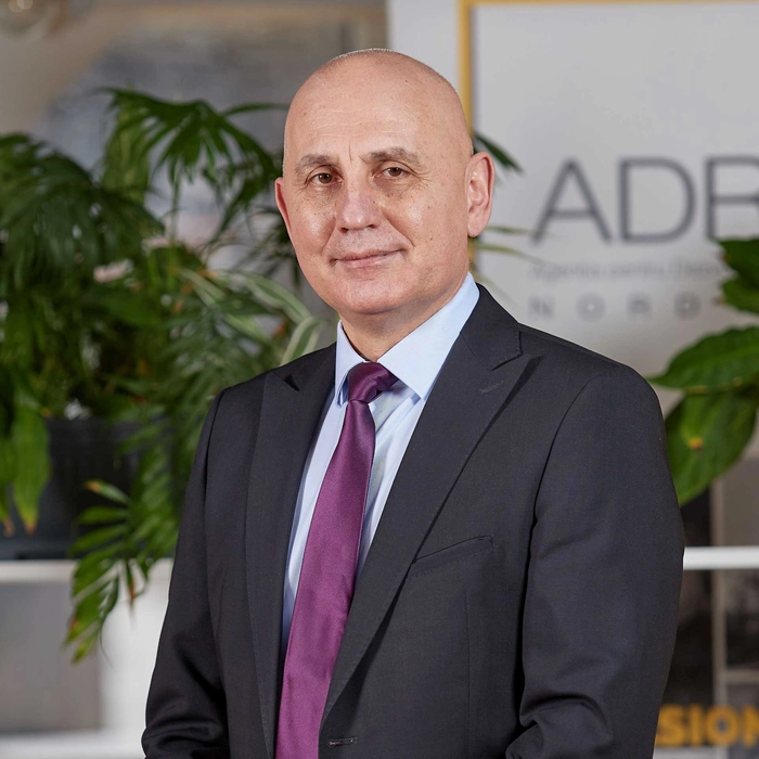 postret Vasile Asandei