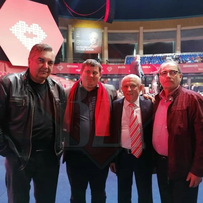 Membri PSD alaturi de Viorel Catea