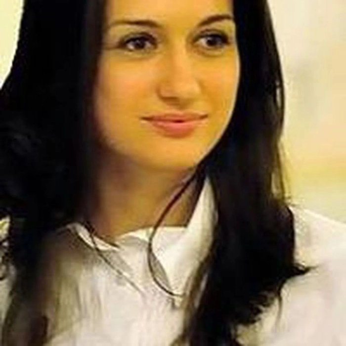 Anamaria Tulumb