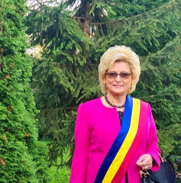 o imagine cu Rodica Popa