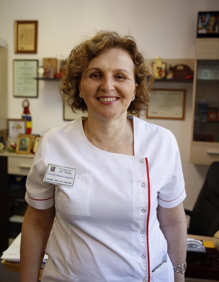  poză cu Prof. dr. Diana Cimpoeșu, șefa Unității de Primiri Urgențe SMURD Iași
