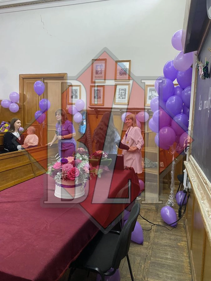  poză cu Anastasiua și medicul care i-a salvat viața