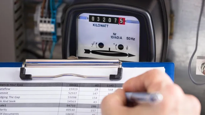 Facturile la energie se schimbă radical de la 1 iulie: cei care consumă puțin vor fi loviți cel mai tare