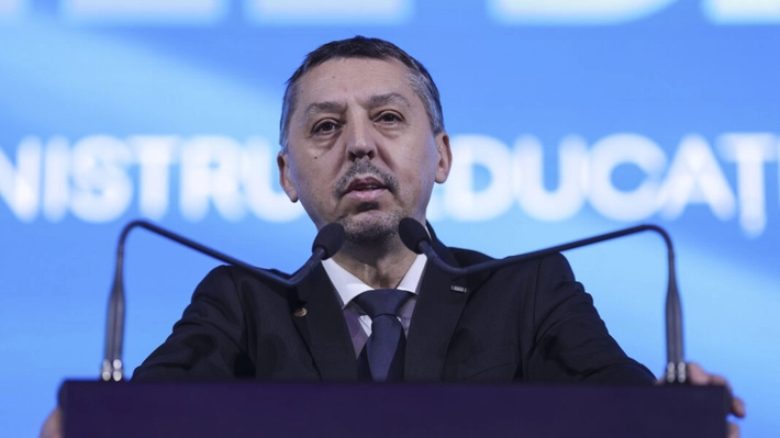 Ministrul Educaţiei spune că învăţământul şi cercetarea se vor îmbunătăţi atunci când celor două domenii le vor fi alocate bugete mai mari