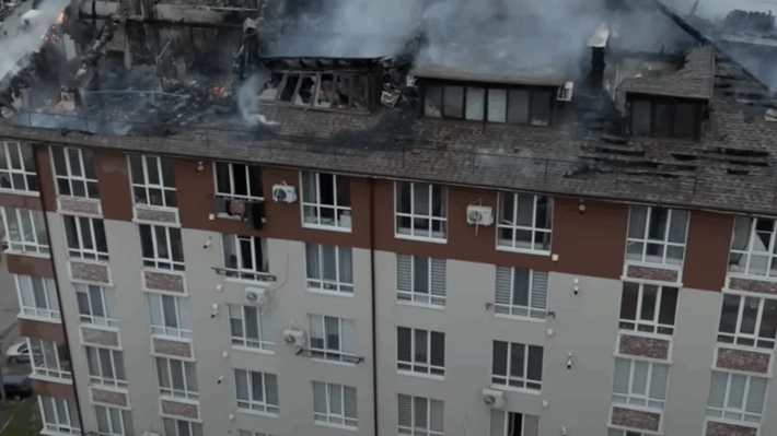 Tragedie la Chișinău: Incendiu devastator într-un bloc! 16 persoane intoxicate, zeci de oameni evacuați