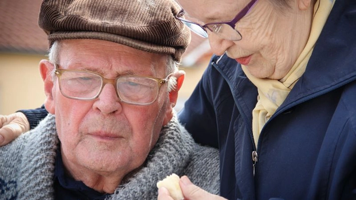 Lovitură din partea Uniunii Europene pentru pensionarii de peste 65 de ani! Vor fi obligați să facă asta