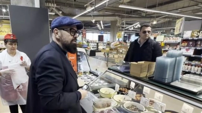 Piedone a găsit mai multe magazine care își înșelau clienții. Diferențe de preț la casă față de cel afișat la raft