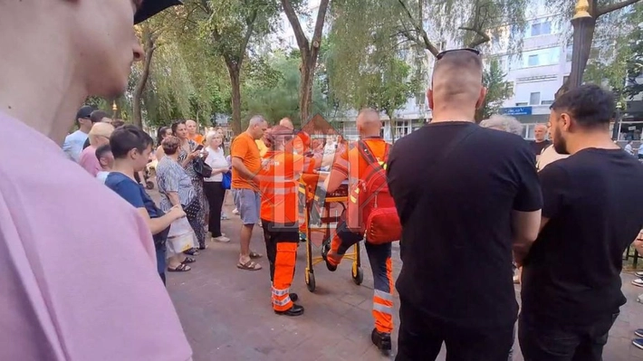 Incident grav în municipiul Iași! Un tânăr care circula cu viteză pe o trotinetă electrică a lovit un bărbat