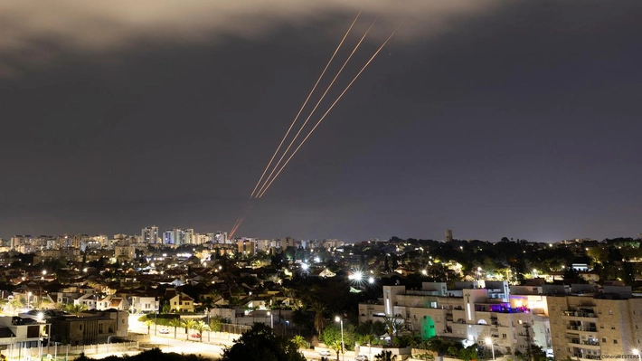 Iranul se pregătește pentru „cel mai mare și mai intens atac cu rachete” de până acum împotriva Israelului