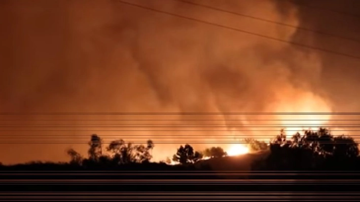 Insula grecească Chios a fost plasată în stare de urgenţă din cauza incendiilor puternice