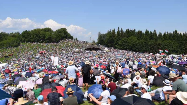 Pelerinaj de Rusalii la Șumuleu Ciuc! Peste 330.000 de credincioși s-au adunat în județul Harghita