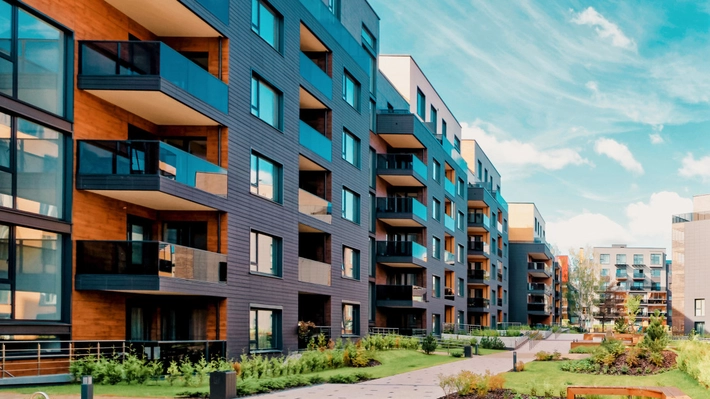 Piața imobiliară din România, afectată de criza economică! Ce se întâmplă cu prețurile chiriilor și locuințelor 