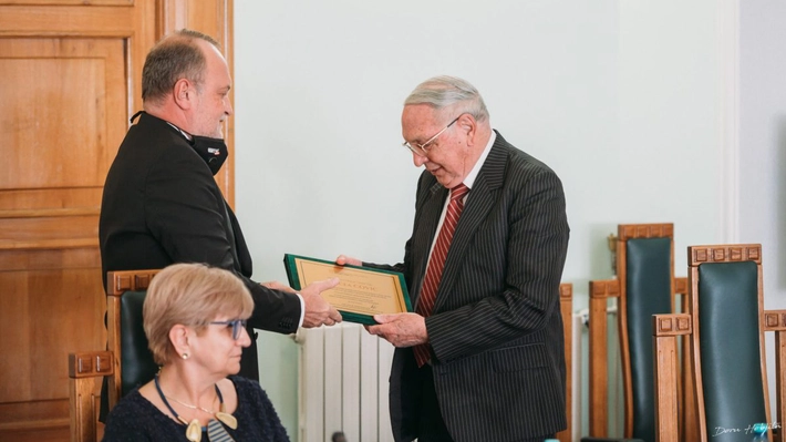 Cu profundă durere, comunitatea academică și medicală anunță trecerea în neființă a distinsului prof. dr. Mircea Covic