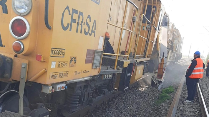 CFR Infrastructură Iași face reparații la linia ferată de pe magistrala 500. Circulația trenurilor va fi închisă pe anumite segmente
