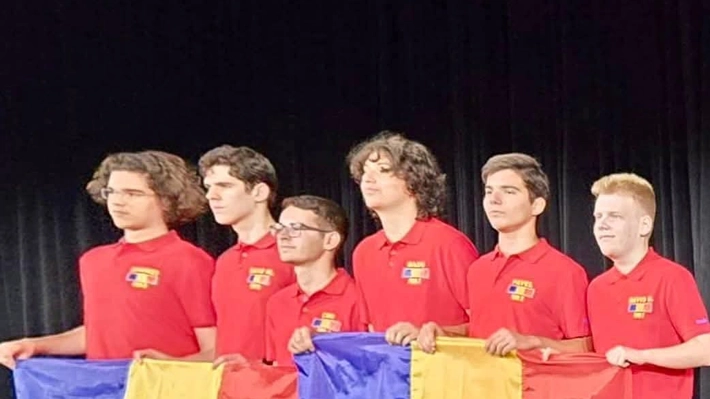 Senzațional! Elev la Colegiul Național „Emil Racoviță” din Iași, Radu Stoleriu, medaliat internațional la Matematică