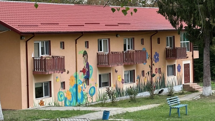 Tabăra Muncel este singurul loc unde mai pot merge elevii pe timpul vacanței de vară: „Celelalte nu mai funcționează, sunt în stare de degradare”